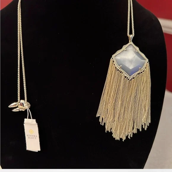 Kendra Scott Kingston pendent necklace 
Slate blue stone and silver fringe - Picture 2 of 3
